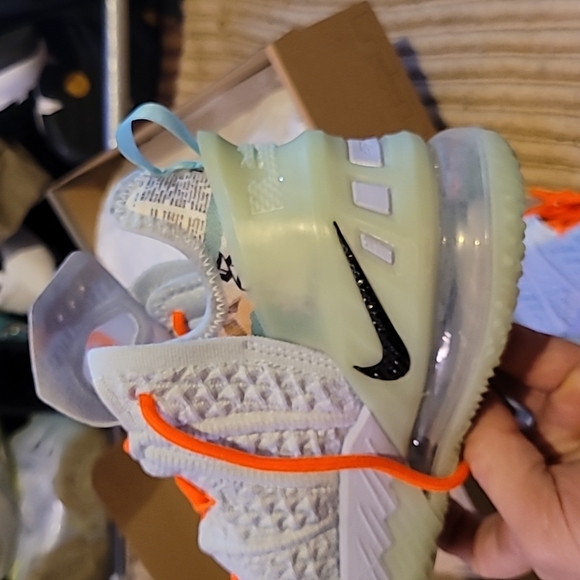 Nike LeBron 18 Low - Gray and Orange - Picture 5 of 10